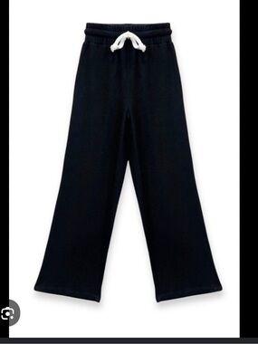 Katie J  NYC - Black Cargo Sweatpsants - Junior XL (Adult sizing)